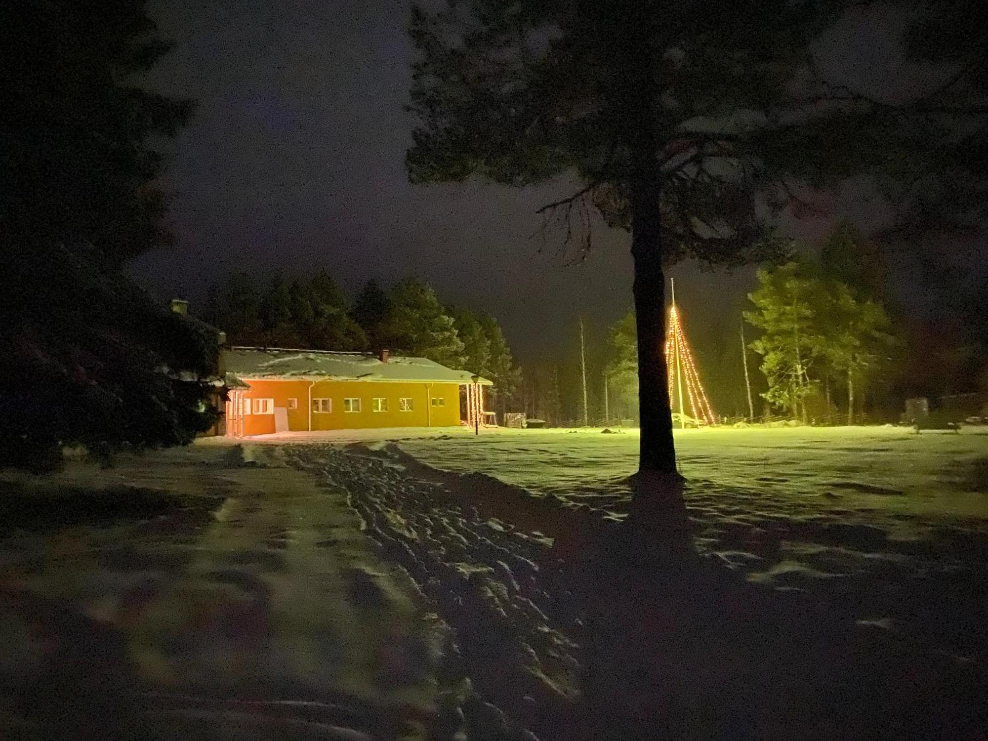 Majatalo Jurtta Rautuskylä Exterior foto